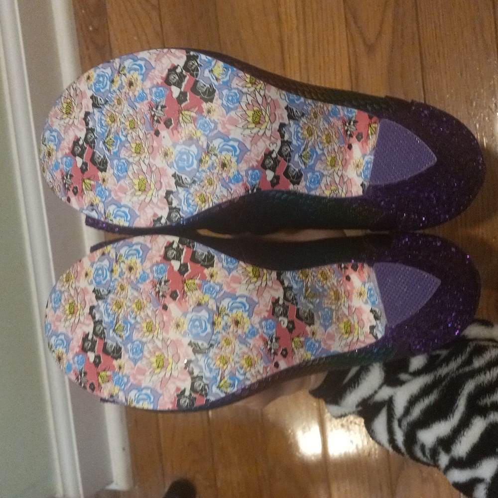 New 'STAGE LEFT' glitter & rainbow Irregular Choice heels, size 37, US size 6-7 - Picture 6 of 10